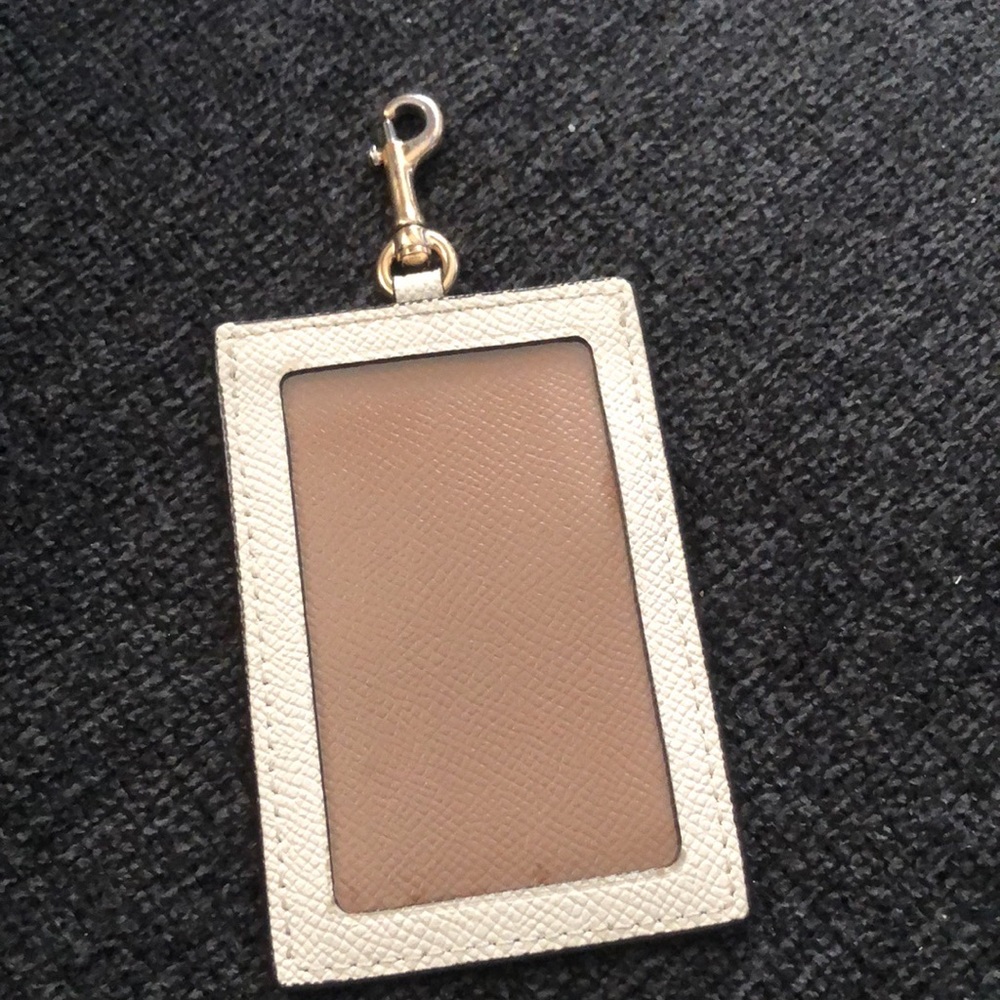 Coach Ivory Card Holder with Gold Clasp - Picture 2 of 3
